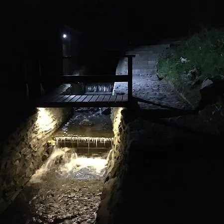 Πανσιόν Na Mytince 14